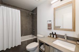 1-Bedroom Bathroom